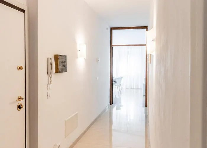 Quattro Fontane Apartamento *